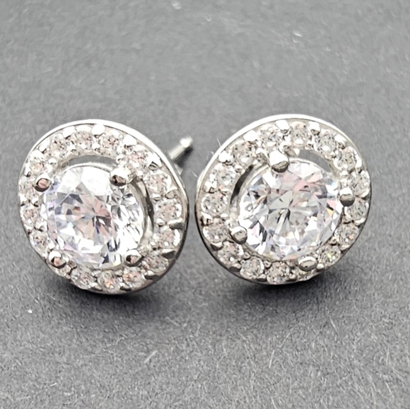 Sterling silver Cubic Zirconia Earrings - Picture 5 of 5